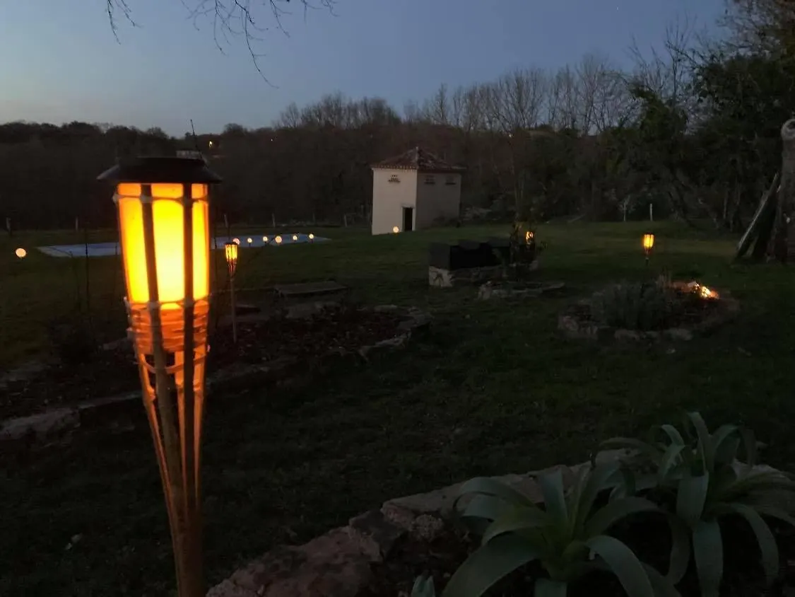 Sainte-Gemme Domaine Du Conte Bleu住宿加早餐旅馆 住宿加早餐酒店 Sainte-Gemme (Tarn)